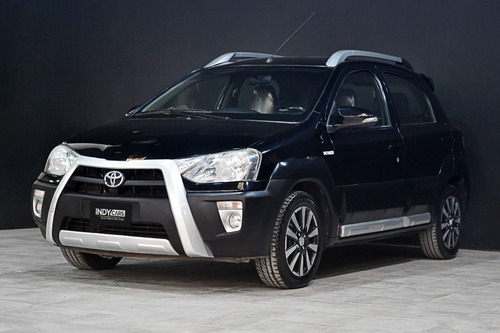 Imagen 4 de 15 de Toyota Etios Cross 1.5 Mt 2014