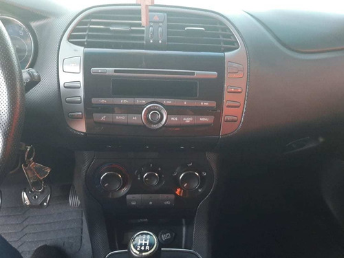 Imagem 7 de 11 de Fiat Bravo Essence 1.8 16v Flex