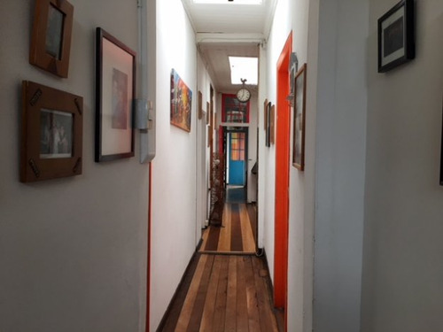 Hostal En Caleta Abarca, Viña