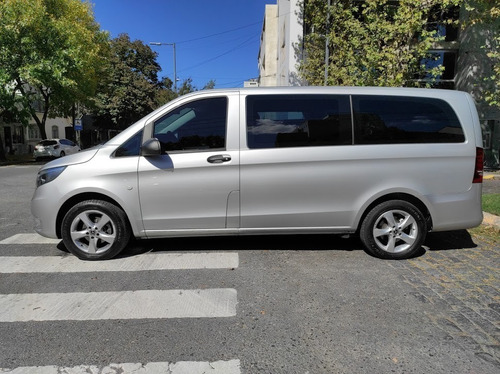 Imagen 2 de 15 de Mercedes Benz Vito Tourer 121 7+1 2019 Gpdevoto