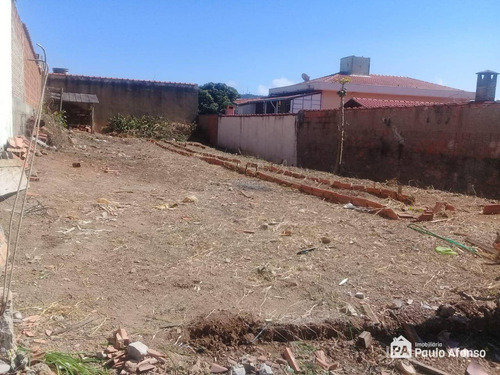 Imagem 2 de 4 de Terreno No Bairro Jardim Ipê- Poços De Caldas Mg. - Te0570
