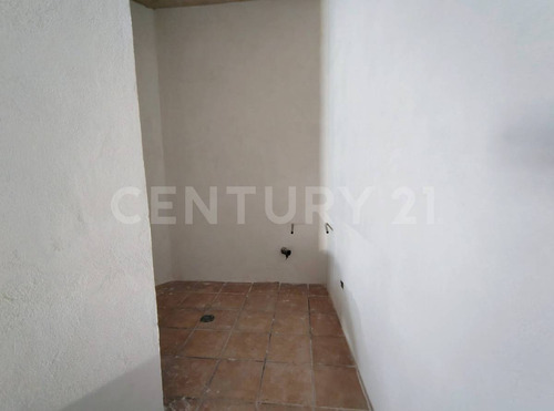 Local Comercial En Venta De 119 M2 Totales, Sobre Camino Real A Cholula, Puebla