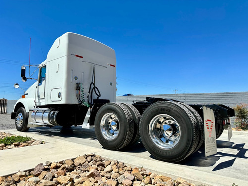 Tractocamion Kenworth T-800 Seminuevo 2018 Con Camarote