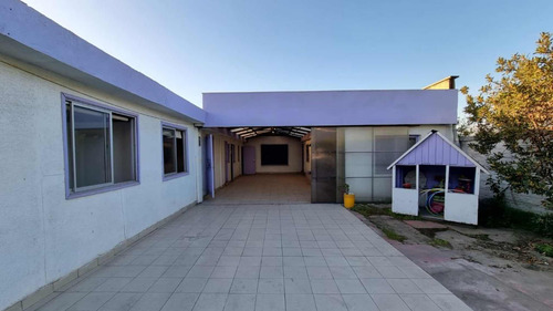 Propiedad Comercial En Puente Alto Genaro Salinas
