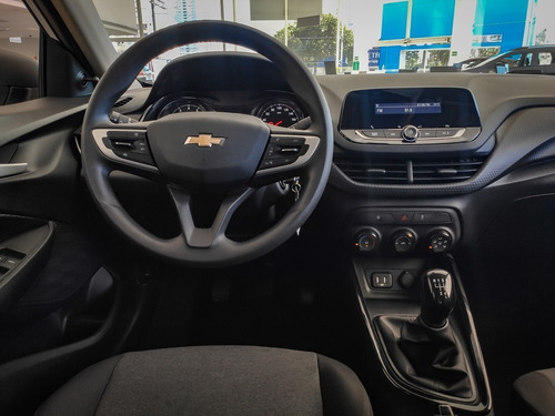 Imagem 13 de 14 de Chevrolet Onix 1.0 (flex)