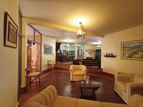 Townhouse En Alquiler Ubicado En Altos De Guataparo Valencia Carabobo 23-24556, Eloisa Mejia