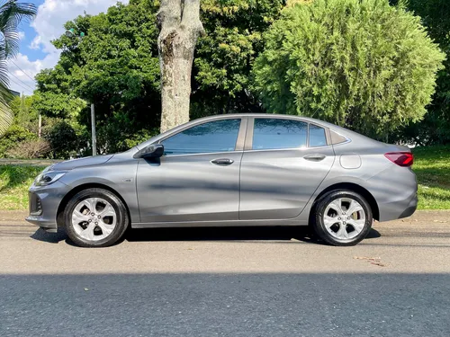 Chevrolet Onix 1.0T Premier Sedan At