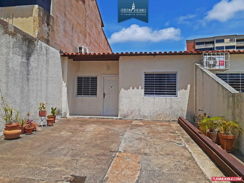 Imagen 1 de 11 de Casa En Las Peonías