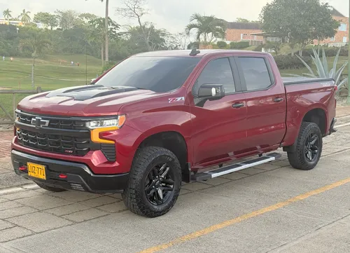 Chevrolet Silverado 5.3 Z71 4X4 At