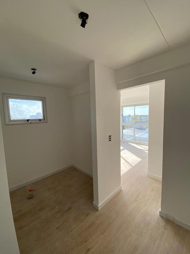 Imagen 9 de 22 de Departamento En Venta- 2 Ambientes- Zona Ituzaingo Norte- Financiacion Directa- Cochera Opcional