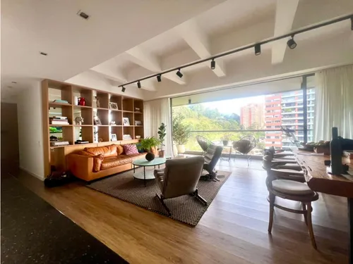 Apartamento Amoblado En Arriendo En El Poblado Parte Alta