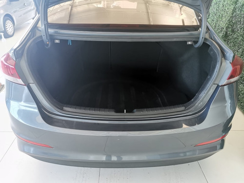 Hyundai Elantra 1.8 Gls 2016