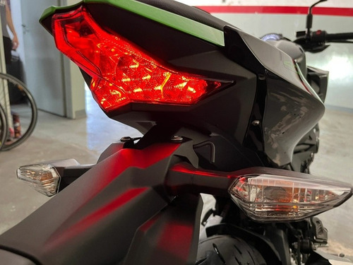 Imagen 11 de 15 de Kawasaki 2020
