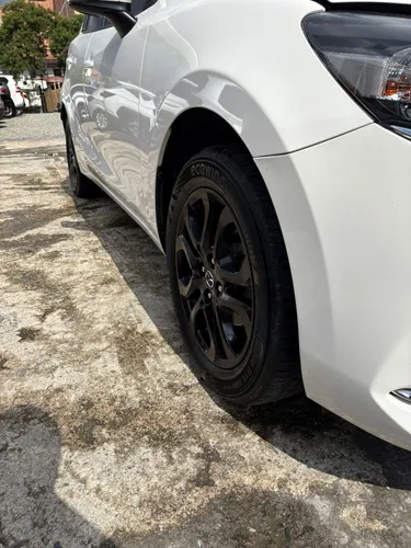 Mazda 2 Grand touring LX