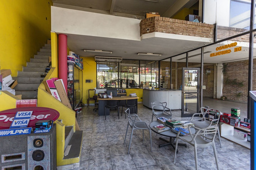 Imagen 6 de 24 de Local En Venta En Lomas De Zamora