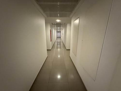 Oficina En Venta En Colegiales