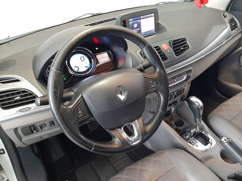 Imagem 7 de 14 de Renault Fluence 2.0 Privilége 16v Flex 4p Automático