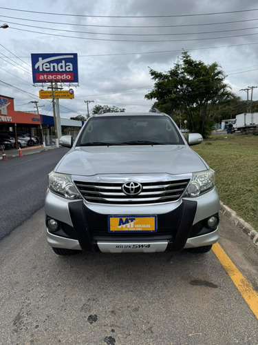 Toyota Hilux SW4 2.7 SR 4X2 16V FLEX 4P AUTOMÁTICO