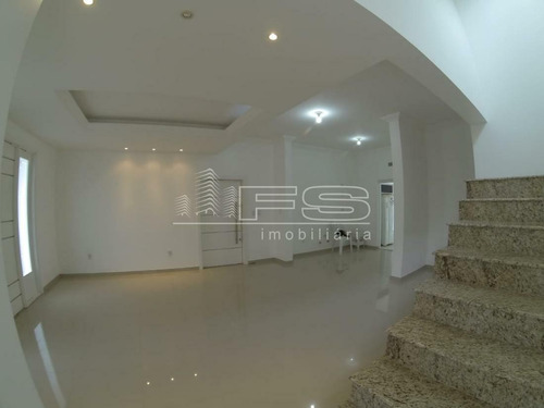 Imagem 7 de 15 de Casa 3 Dormitorios Pereque Porto Belo - 3253