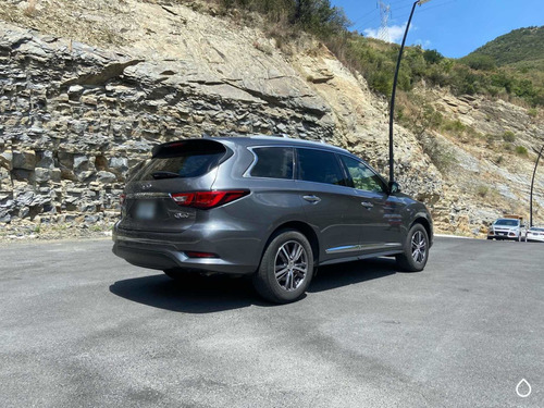 Imagen 3 de 12 de Infiniti Qx60 Inspiration