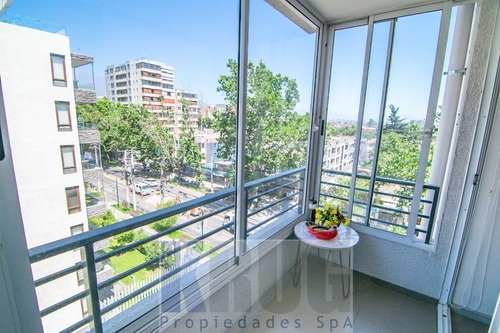 Semi Nuevo! Hermoso Depto. En Ñuñoa