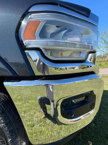 Imagen 4 de 18 de Ram 2500 2020 6.4 Laramie Atx 350cv 4x4