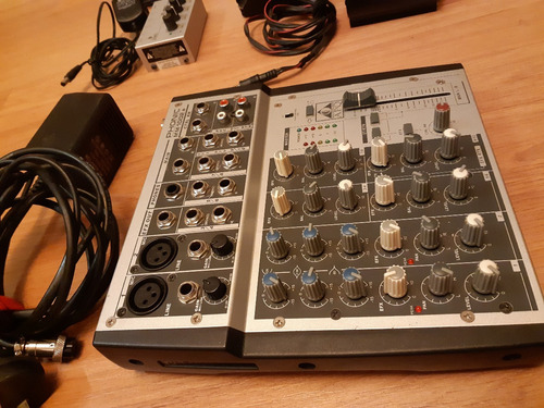 Consola De Sonido Phonic Mm 1002