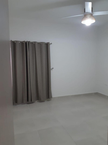 Imagen 14 de 20 de Casa En Renta Ciudad Juárez Chihuahua Fraccionamiento Barcena Residencial.