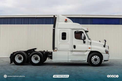 Freightliner Cascadia Ddc Serie 60 475hp Std., 02 Ocup.