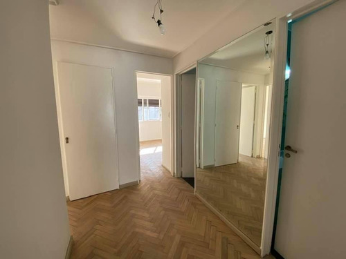 Imagen 10 de 26 de Venta Av Rivadavia Al 3500- 4 Amb - C/dep Y Balcon
