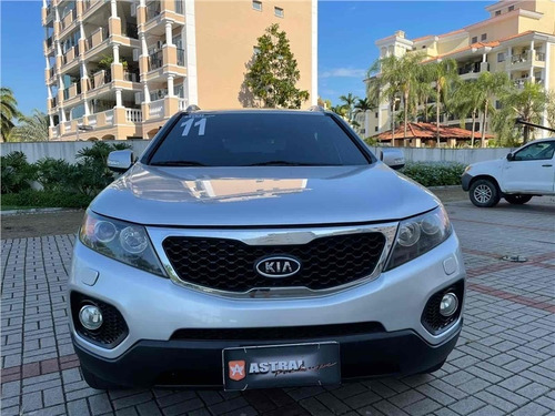 Imagem 2 de 10 de Kia Sorento 2.4 Ex2 4x2 16v Gasolina 4p 7 Lugares Automático