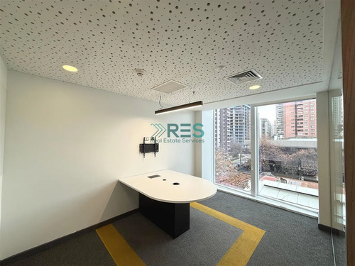 Oficina En Arriendo En Las Condes