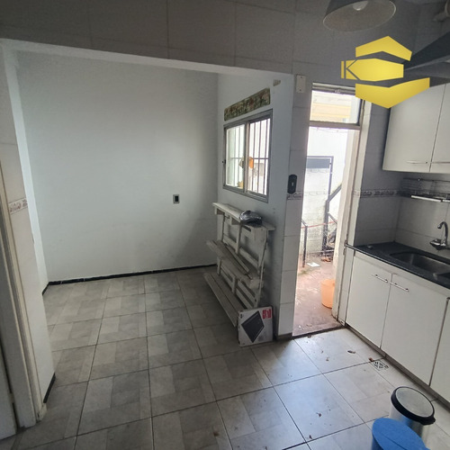 Imagen 18 de 22 de Alquiler Apartamento Tres Dormitorios Centro N