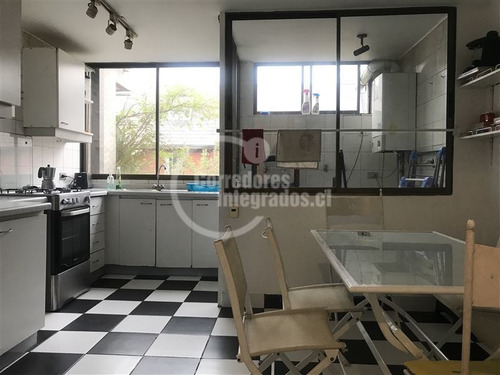 Departamento En Arriendo De 2 Dormitorios En Vitacura