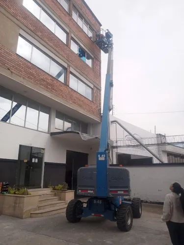 JLG 800 S
