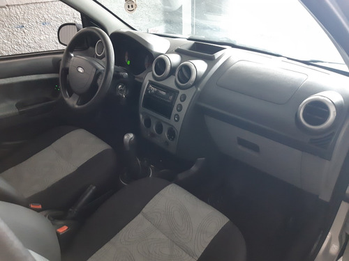 Ford Fiesta Sedan 1.6 Pulse Flex 4p