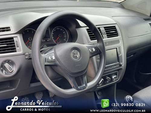 Volkswagen Fox 1.6 MSI TOTAL FLEX CONNECT 4P MANUAL