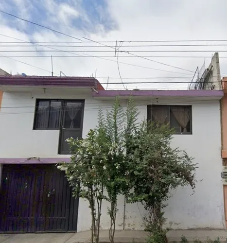 Propiedad Con Excelente Ubicacion En Puebla, 3 Recamaras, 2 Baños, 2 Lugars De Estacionamiento