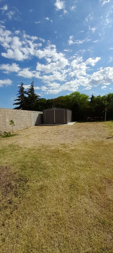 Alquilo Y/o Vendo Casa De 3 Dormitorios Y Amplio Terreno