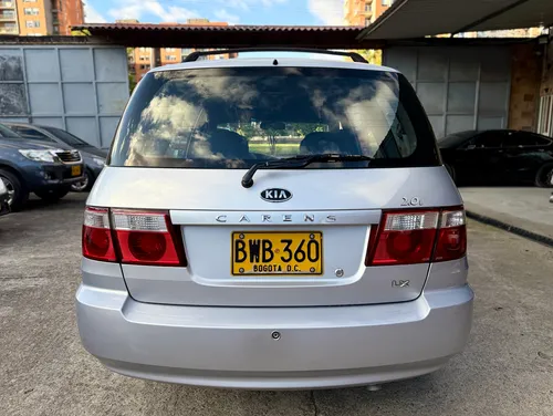 Kia Carens 2.0 Lx 7 Cool