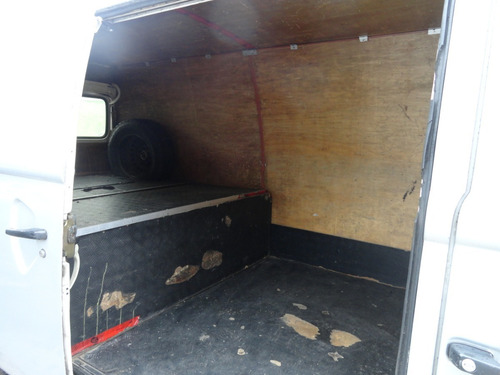 Imagem 8 de 11 de Volkswagen Kombi Furgao 1.4 Total Flex 3p
