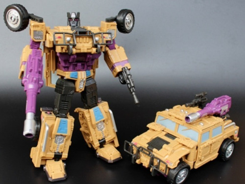 Imagen 5 de 8 de Transformers Bruticus 45cm 5 En 1