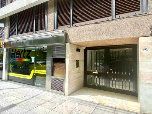 Departamento En Barrio Norte