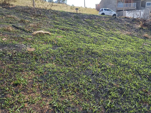 Imagem 4 de 14 de Terreno Em Bairro Planejado - Aceita Financiamento Bancário.