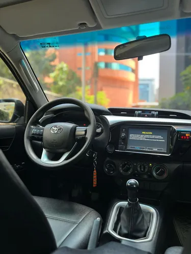 Toyota Hilux 2.4l