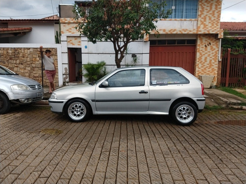 Volkswagen Gol 2000 2.0 3p Turbo.