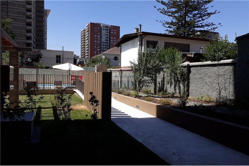 Imagen 16 de 21 de Depto. En Zona Residencial A Pasos Del Metro (l3)