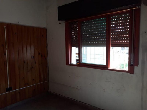 Casa 5 Ambientes Con Cochera