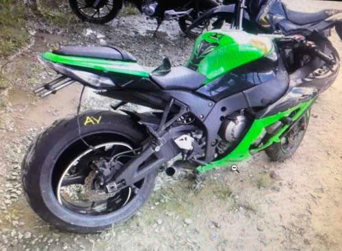 Sucata Kawasaki Zx 10 R. 12 Retirar Peças (Usado)