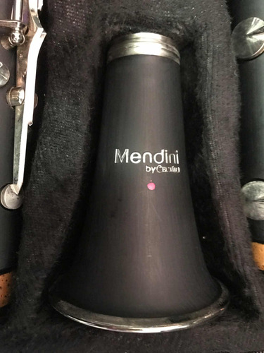 Imagen 5 de 6 de Clarinete En Bb Marca Mendini By Cecilio